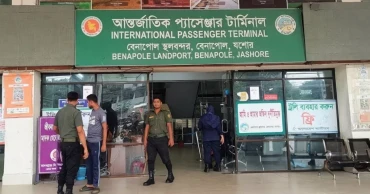 ভারত ভ্রমণে নতুন নিয়ম, বেনাপোলে যাত্রী যাতায়াত নেমেছে ২০ শতাংশে