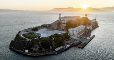 কুখ্যাত সেই কারাগারটি ফের চালু করার নির্দেশ ট্রাম্পের