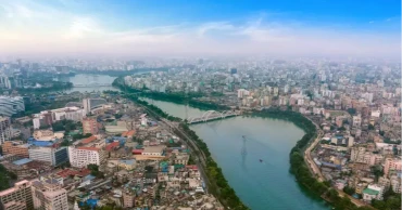 দীর্ঘ ছুটি শেষে প্রথম দিনই বায়ুদূষণে বিশ্বে দ্বিতীয় ঢাকা