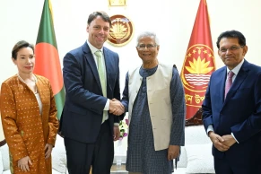 যুক্তরাষ্ট্র থেকে আমদানি বাড়াতে প্রস্তুত বাংলাদেশ: প্রধান উপদেষ্টা