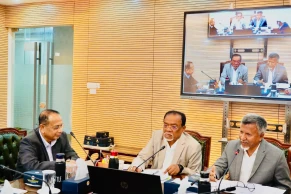 বিএনপির নির্বাচনি ইশতেহার বাস্তবায়নে দ্রুত ব্যবস্থা গ্রহণের নির্দেশ জনপ্রশাসন উপদেষ্টার