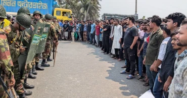 কর্ণফুলীতে বন্য হাতির তাণ্ডব দমনে ব্যর্থ প্রশাসন, সড়ক অবরোধ