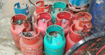 লালমনিরহাটে যত্রতত্র বিক্রি হচ্ছে এলপিজি সিলিন্ডার, বড় দুর্ঘটনার আশঙ্কা