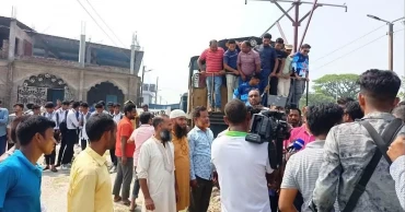 লালমনিরহাট-বুড়িমারী রেলপথে অবরোধ, ৫ দিন ধরে ট্রেন চলাচল বন্ধ