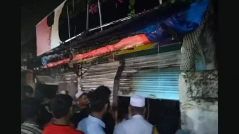 সিলেটে সুপার শপে অগ্নিকাণ্ড