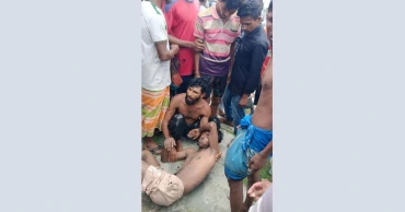 উত্তাল জোয়ারে ভেসে যাচ্ছিল পর্যটক, উদ্ধার করল জেলেরা