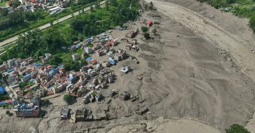 নেপালের বন্যায় ৩০টির বেশি দেশের নাগরিক নিখোঁজ