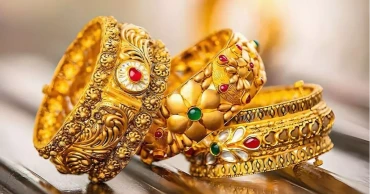 ২ হাজার ৪০৩ টাকা বেড়ে নতুন দরে বিক্রি হচ্ছে স্বর্ণ