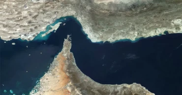 জোর করে কেন হরমুজ প্রণালি খুলতে পারছেন না ট্রাম্প?