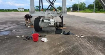 ওসমানী বিমানবন্দরে বোর্ডিং ব্রিজের চাকা বিস্ফোরণে নিহত ১