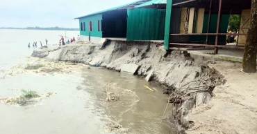 গাইবান্ধায় এক মাসে তিন নদীর পেটে ৯ স্কুল, ভাঙনের মুখে আরও ৬
