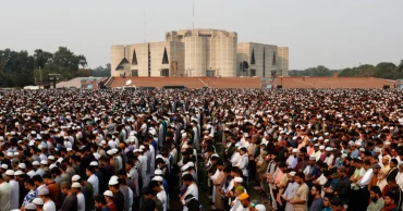 লাখো মানুষের উপস্থিতিতে ওসমান হাদির জানাজা অনুষ্ঠিত