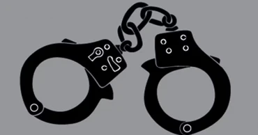 বাংলাদেশে পণ্য পাচারকালে ২ ভারতীয় নাগরিক গ্রেপ্তার