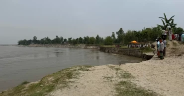 পাঁচ নদীর তাণ্ডবে ভয়াবহ বিপর্যয়ে কুড়িগ্রাম, ৩৬ পয়েন্টে ভাঙন, ঘরছাড়া ৫ শতাধিক পরিবার