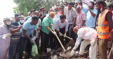 নওগাঁয় পরিচ্ছন্নতা কার্যক্রমের উদ্বোধন