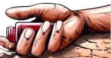 স্ত্রীকে ফিরিয়ে আনতে বলায় মায়ের সামনে বিষপানে ছেলের মৃত্যু