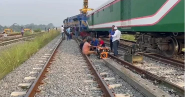ভাঙ্গায় লাইনচ্যুত ট্রেন, ১২ ঘণ্টা ধরে বন্ধ দক্ষিণাঞ্চলের রেল চলাচল