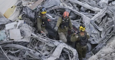 ইসরায়েলি হামলার মাঝেই ৩ ইউরোপীয় পরাশক্তির সঙ্গে বৈঠকে বসছে ইরান