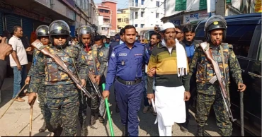 চুয়াডাঙ্গায় ভোটকেন্দ্রের সামনে টাকাসহ জামায়াত সভাপতি আটক