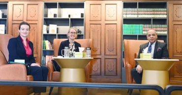 প্রধান বিচারপতির সঙ্গে ব্রিটিশ হাইকমিশনার সারাহ কুকের সাক্ষাৎ