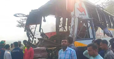 পাবনায় দুই বাসের সংঘর্ষে প্রাণ গেল ২ জনের