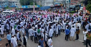 কোটা সংস্কার: শিক্ষার্থীদের ওপর হামলার প্রতিবাদে ঢাকা-বরিশাল মহাসড়ক অবরোধ
