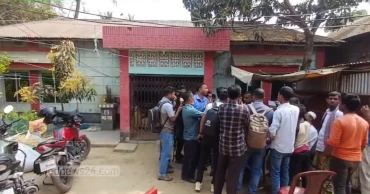 নওগাঁয় স্ত্রী-সন্তানকে ছুরিকাঘাতে ‘হত্যার’ পর স্বামীর আত্মহত্যা