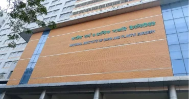 রাজধানীর হোটেলে শর্ট সার্কিট থেকে আগুন, দগ্ধ ৪