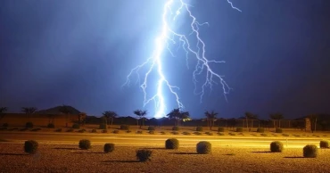 মাঠ থেকে ছাগল আনতে গিয়ে বজ্রপাতে নারী নিহত