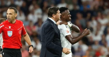 আলিসনের পর এবার ভিনিসিউকেও হারাল ব্রাজিল