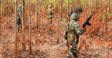 ভারতে সরকারি বাহিনীর গুলিতে ৯ নকশাল নিহত