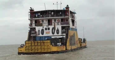 ৫৬ ঘণ্টা পর আরিচা-কাজিরহাট নৌরুটে ফেরি চলাচল শুরু