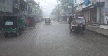 বাগেরহাটে স্বস্তির বৃষ্টি এলেও ধান নিয়ে দুশ্চিন্তায় কৃষক