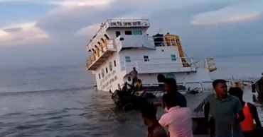 ভোলায় জাহাজের ধাক্কায় কাঁচামালবাহী কোষ্টার জাহাজডুবি, একদিন পেরোলেও শুরু হয়নি উদ্ধারকাজ