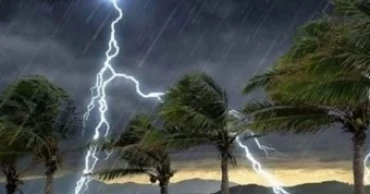 বজ্রপাত নিয়ে সতর্কবার্তা দিল আবহাওয়া অধিদপ্তর