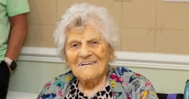 দীর্ঘ জীবনের রেসিপি দিলেন বিশ্বের সবচেয়ে বয়স্ক ব্যক্তি