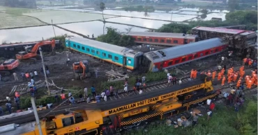 তামিলনাড়ুতে দুই ট্রেনের সংঘর্ষ: ১২টি বগি লাইনচ্যুত, আহত ৭