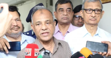 ঈদযাত্রায় অতিরিক্ত যাত্রী ও ভাড়া নিলে ব্যবস্থা: স্বরাষ্ট্র উপদেষ্টা