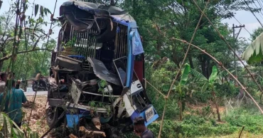 চট্টগ্রামে দুই বাসের সংঘর্ষে নিহত ৪