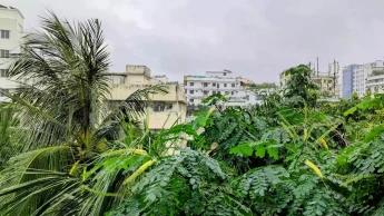 বায়ুদুষণের শীর্ষে লাহোর, ঢাকার বাতাসের মান আজ ‘ভালো’