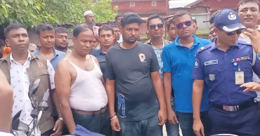 চুয়াডাঙ্গায় ৪ কেজি ওজনের স্বর্ণের বার জব্দ, আটক ২