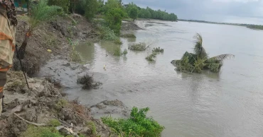 ঘষিয়াখালী আন্তর্জাতিক নৌ-ক্যানেলে তীব্র ভাঙন, ঝুঁকিতে শতাধিক পরিবার