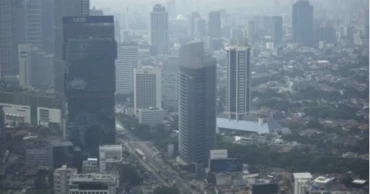 বায়ুদূষণে শীর্ষে জাকার্তা, ঢাকার বাতাস ‘মাঝারি’