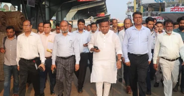 ঈদযাত্রায় অতিরিক্ত ভাড়া ও ঝুঁকিপূর্ণ ওঠানামা বন্ধে কড়া বার্তা নৌ প্রতিমন্ত্রীর
