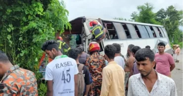 গোপালগঞ্জে বাস-অটোরিকশার মুখোমুখি সংঘর্ষে নিহত ৪, আহত ২১