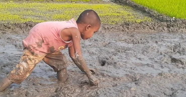 নদীভাঙন, দারিদ্র্য আর অবহেলার মাঝেও স্বপ্ন দেখে যারা