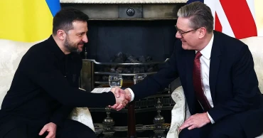 যুক্তরাজ্যে রাজকীয় অভ্যর্থনা ও পূর্ণ সমর্থন পাচ্ছেন জেলেনস্কি