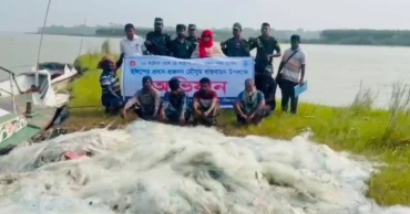 বরিশালে ২ নদীতে অভিযান, জেলেদের জরিমানা