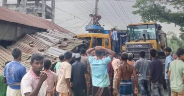 লালমনিরহাটে অটোরিকশায় ট্রাকের ধাক্কা, নিহত ৩