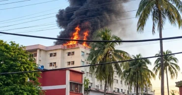 মমেক হাসপাতালে অগ্নিকাণ্ডের সময় পদদলিত হয়ে ৬ মৃত্যুর খবর সত্য নয়: বিভাগীয় কমিশনার